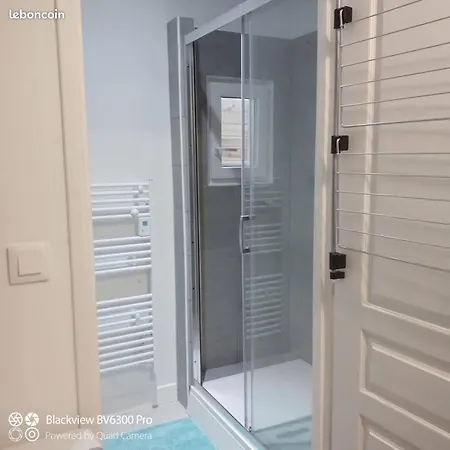 Joli Studio Meuble 16m2 Avec Terrasse 10m2 *